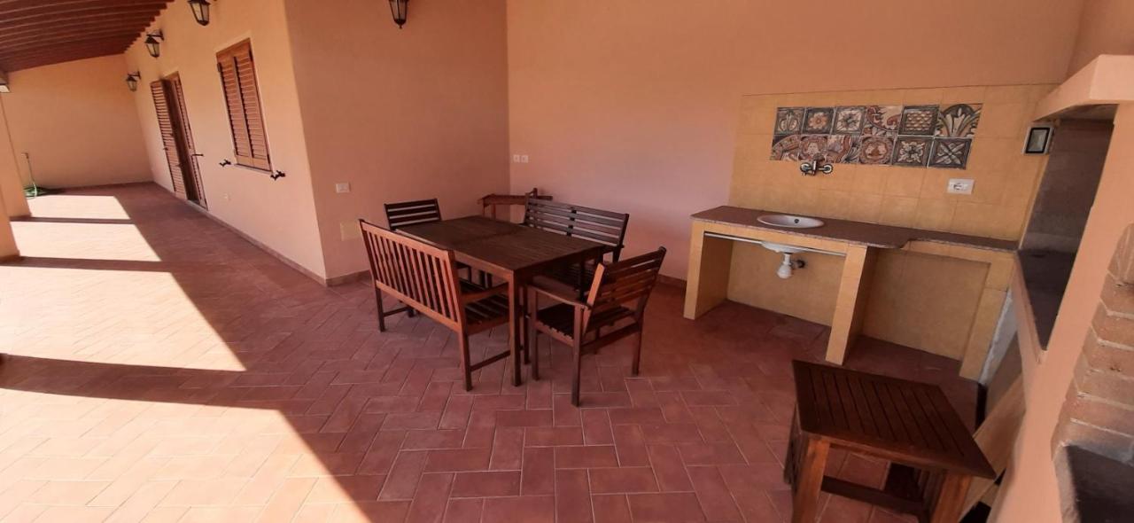 Villa Marci Con Piscina Privata A Nulvi Luaran gambar